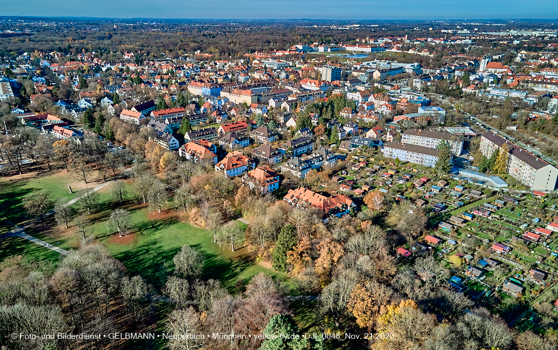 21.11.2020 - Hirschgarten mit Paketposthalle in München